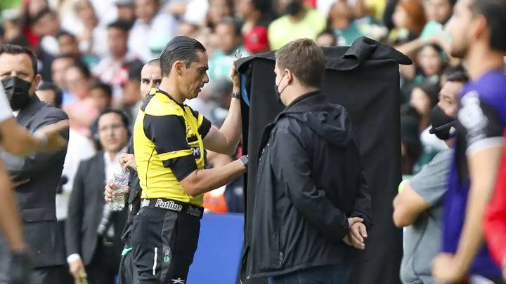 El VAR le ha quitado autoridad a los árbitros, asegura exárbitro Felipe Ramos Rizo