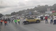 Cierre en México-Querétaro: transportistas exigen la aparición de dos taxistas desaparecidos