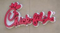 Ohio Chick-fil-A ruffles feathers with teen chaperone policy