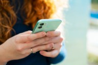 Miss Manners: Churchgoer unloads her baggage online; I know I shouldn’t respond, but...