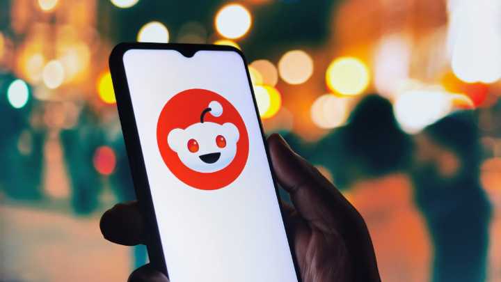 It's About to Get Harder to Read Old Reddit Threads, and You Can Blame AI