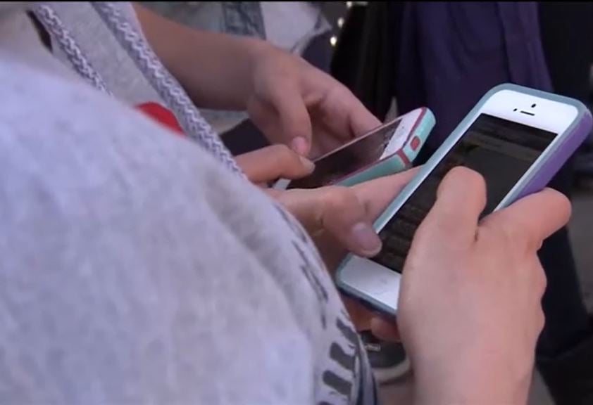 Local school districts finalize plans to restrict student use of personal devices in classrooms