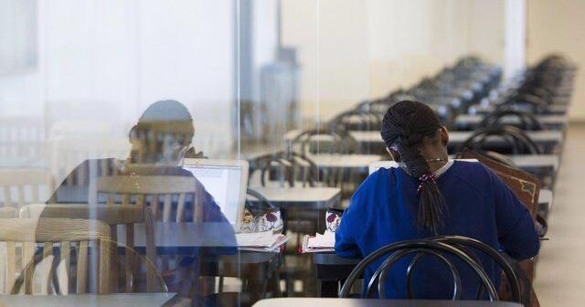 Quebec demanding budget cuts as junior colleges face record enrolment