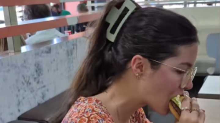 Sale de Cuba, elige Alicante para vivir y lo que ve es tal cual lo imaginaba: "Es como en las películas"