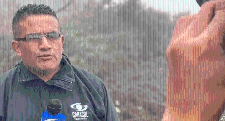 Falleció en Suiza el reconocido periodista Fredy Calvache Luchaba contra un cáncer de estómago. El Presidente Petro lamentó su muerte.
