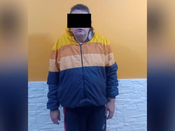 Cayó el automovilista que atropelló, hizo volar por el aire y dejó tirado a un ciclista en Banfield: quién es y como lo atraparon
