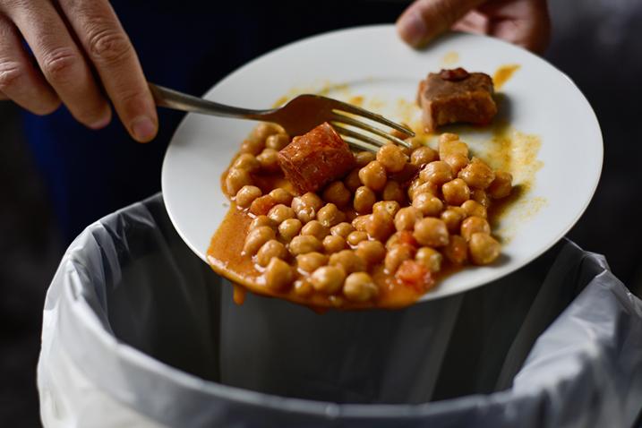 Científicos urgen por reducir en un 75% el actual desperdicio de alimentos