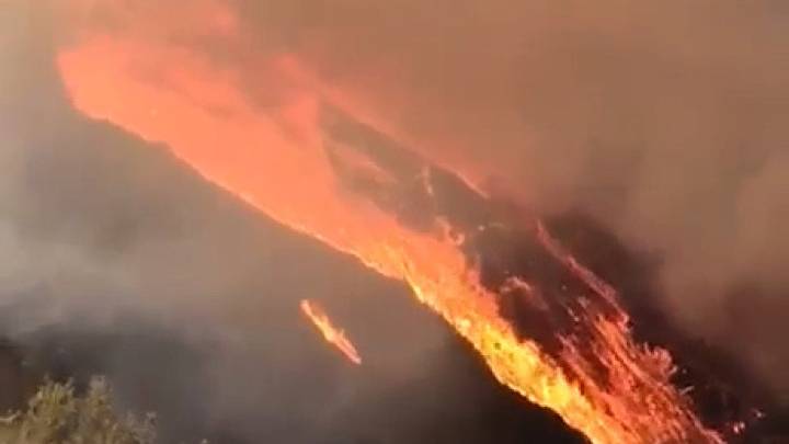 La Junta desciende a nivel cero el incendio de Anllares del Sil