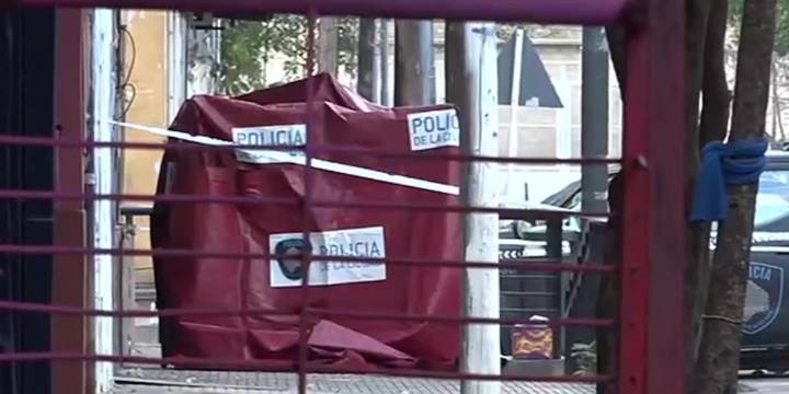 La Boca: un policía mató a un hombre que le apuntó con una pistola y quiso sacarle su arma reglamentaria