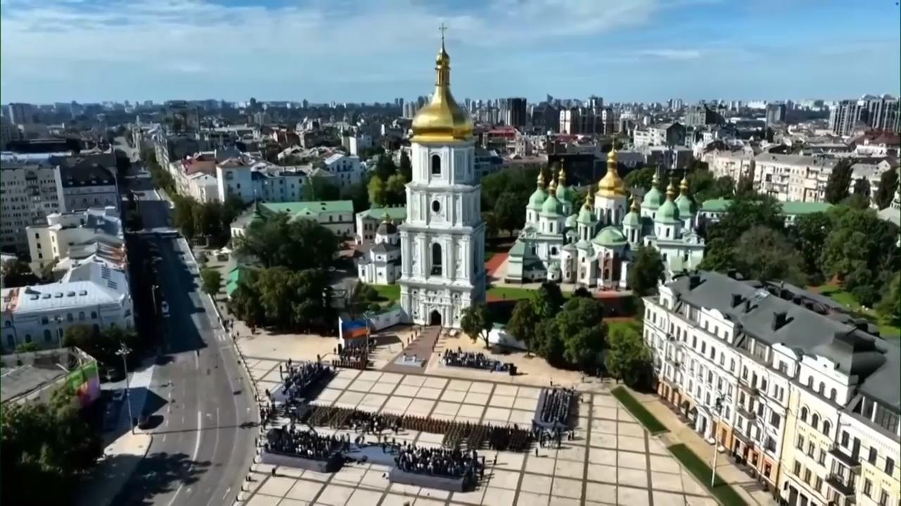 'We are strong and not alone,' says Zelenskyy as Ukraine marks independence day