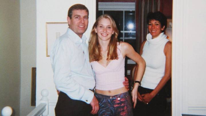 Vance to hold "strategy dinner" on how to make a lying sex trafficker sound credible