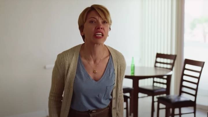 La discusión de Adam Driver y Scarlett Johansson en 'Historia de un matrimonio', el arma para ahuyentar a los lobos en EEUU