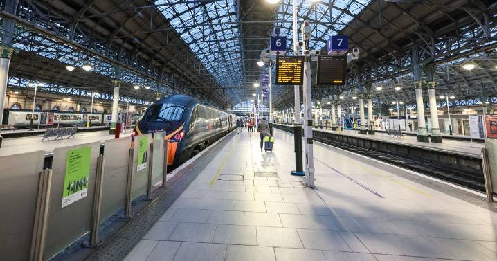 Investigation launched after woman racially abused on train to Manchester Piccadilly