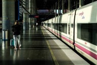 Restablecen los trenes entre Madrid y Galicia tras siete días