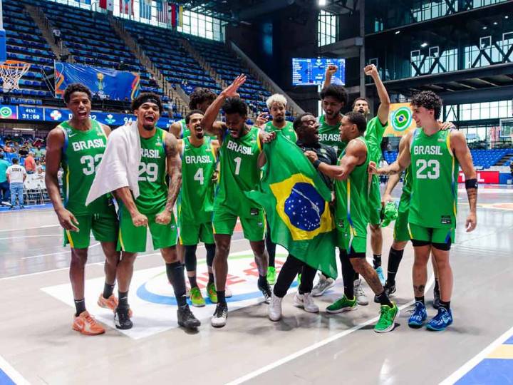 Brasil enfrentará a EEUU en semifinales del FIBA AmeriCup 2025 (+Fotos)