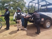 Detienen a 3 al impedir robo a casa habitación en Tlalixtac