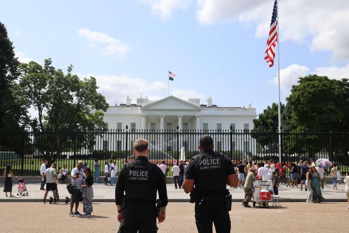 Autoridades estadounidenses coordinan despliegue de elementos militares en Washington