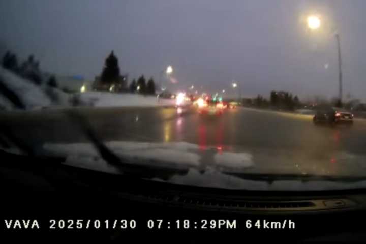 Dashcam Captures Incredible Moment Woman Gives Birth Racing to Hospital