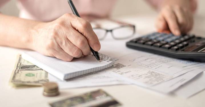 Beneficiarios del Seguro Social verán aumento en 2026