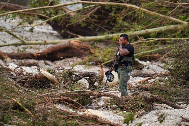 Investigation shows chaos of deadly Texas floods through emergency recordings and videos