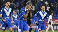 Vélez tomó aire en una batalla de penales y agudizó la crisis de Independiente