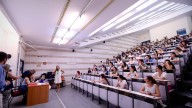 Andalucía cierra sus oposiciones de Secundaria con 571 vacantes, el 15% de las plazas desiertas en España