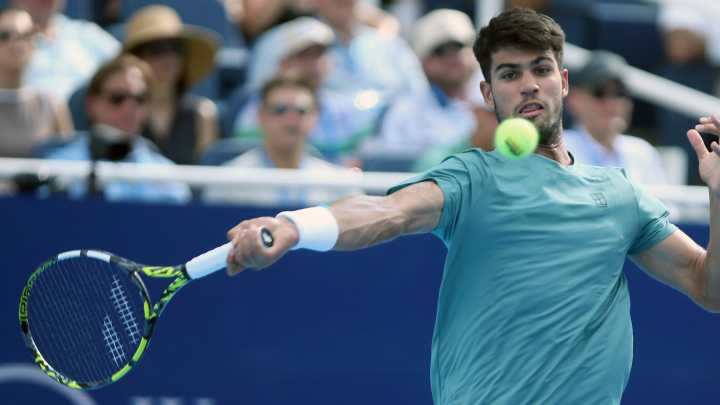 Alcaraz vence a Rublev y ya está en semifinales de Cincinnati