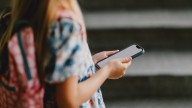 Smartphones rewire kids' brains. Schools should ban them.