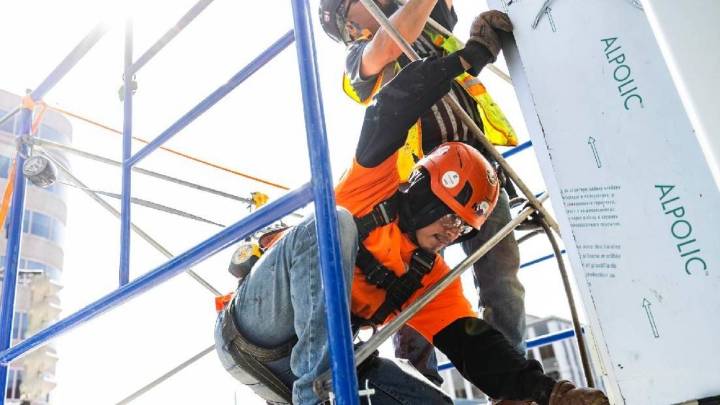 Desempleo en EU sube al 4.2% en julio, por encima de lo anticipado por analistas