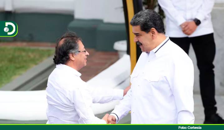 Nicolás Maduro le agradeció al presidente Petro por ordenar despliegue militar en la frontera