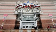 Controversia en Nueva Jersey: American Dream y la demanda por vender ropa en domingo