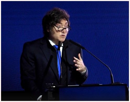 “Sodomitas del capital, orcos, kukas”: Javier Milei habló en Rosario y esquivó el escándalo de los audios de presuntas coimas
