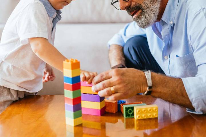 Man Doesn’t Want His Child to Call His Mom’s Boyfriend ‘Grandpa’