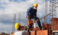 El salario mínimo se ubica en un valor previo al estallido de la Convertibilidad