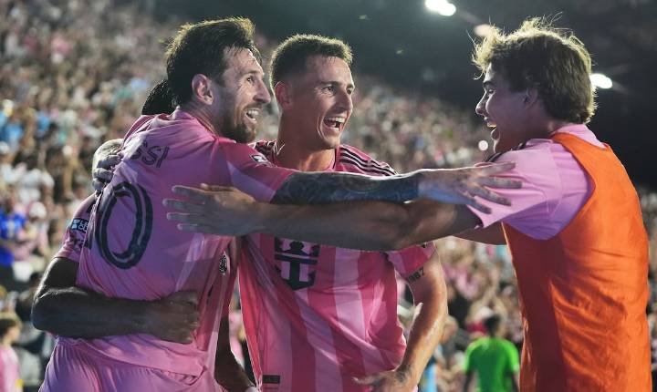 Messi marca un doblete y el Inter Miami se jugará la final de la Leagues Cup