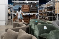 US retail sales increase solidly in July