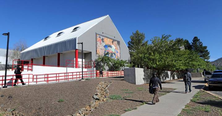 Judge rules AZ lawmakers not doing enough for funding public schools