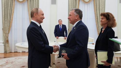 Trump's envoy meets Putin ahead of Russia-Ukraine peace deadline, the Kremlin says