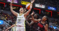 Maddy Siegrist scores 22 and Dallas holds on for a win after the Fever close on a 19