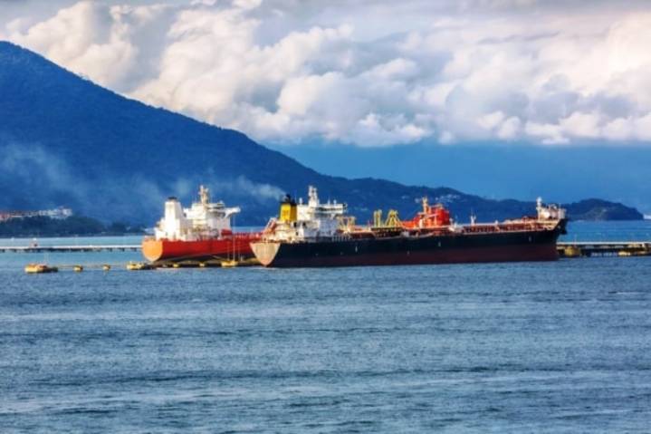 Reuters: Atraca en Venezuela el primer buque contratado por Chevron bajo nueva licencia
