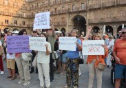 300 personas piden en Salamanca la dimisión de Mañueco y Quiñones por la gestión de los incendios