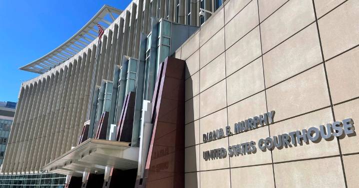 Judge strikes down Minnesota law banning religious tests for college credit program