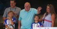 Bobby Cox returns as Atlanta celebrates the 1995 World Series team