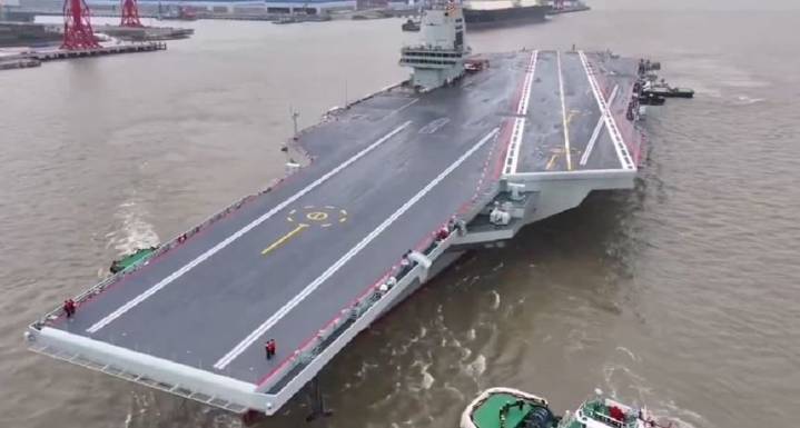 El mayor barco de guerra fabricado por China surcará los mares pronto, esto es lo que se sabe de la embarcación