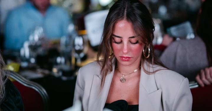 Mia Schem, la nieta de chileno que estuvo secuestrada por Hamas: “Estoy atrapada en el 7 de octubre”