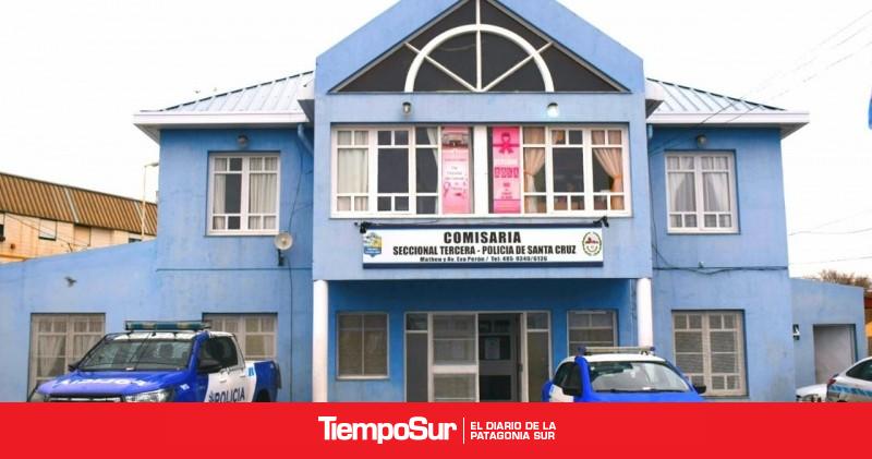 Le habría disparado a menores Caleta Olivia: Policía borracho y armado golpeó a un Comisario