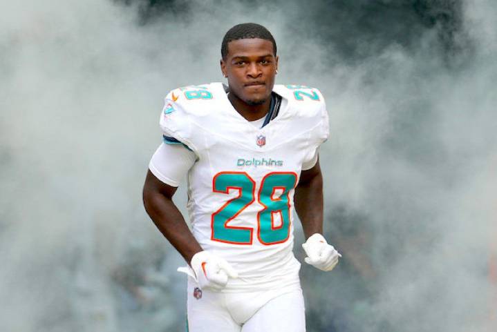Who Should I Draft for Fantasy Football? Omarion Hampton, De'Von Achane, Breece Hall, James Cook, Derrick Henry, RJ Harvey, TreVeyon Henderson, Joe Mixon, Jordan Mason, Ashton Jeanty, Nick Chubb