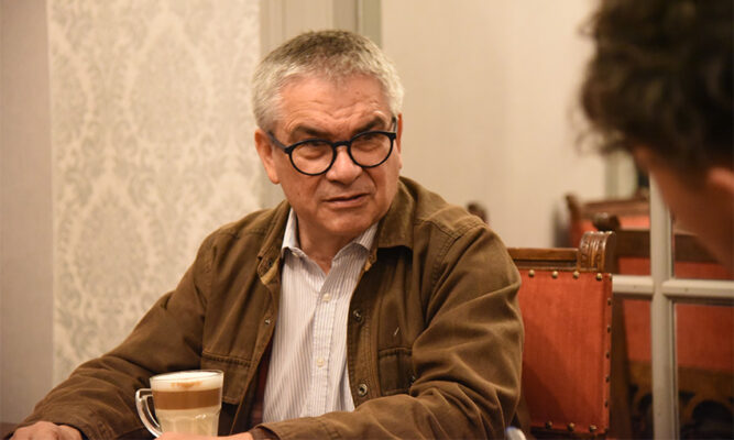 Mario Marcel presentó su renuncia al Ministerio de Hacienda