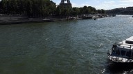 Encuentran cuatro cadáveres en el río Sena, a las afueras de París: tres hombres vestidos y uno desnudo