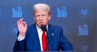 Trump anuncia arancel de 100% a chips; Apple quedará exenta con nueva inversión en EE.UU.